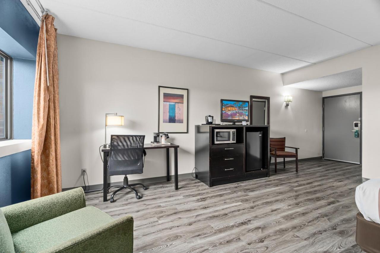 Quality Inn & Suites Mall Of America - Msp Airport Bloomington Ngoại thất bức ảnh