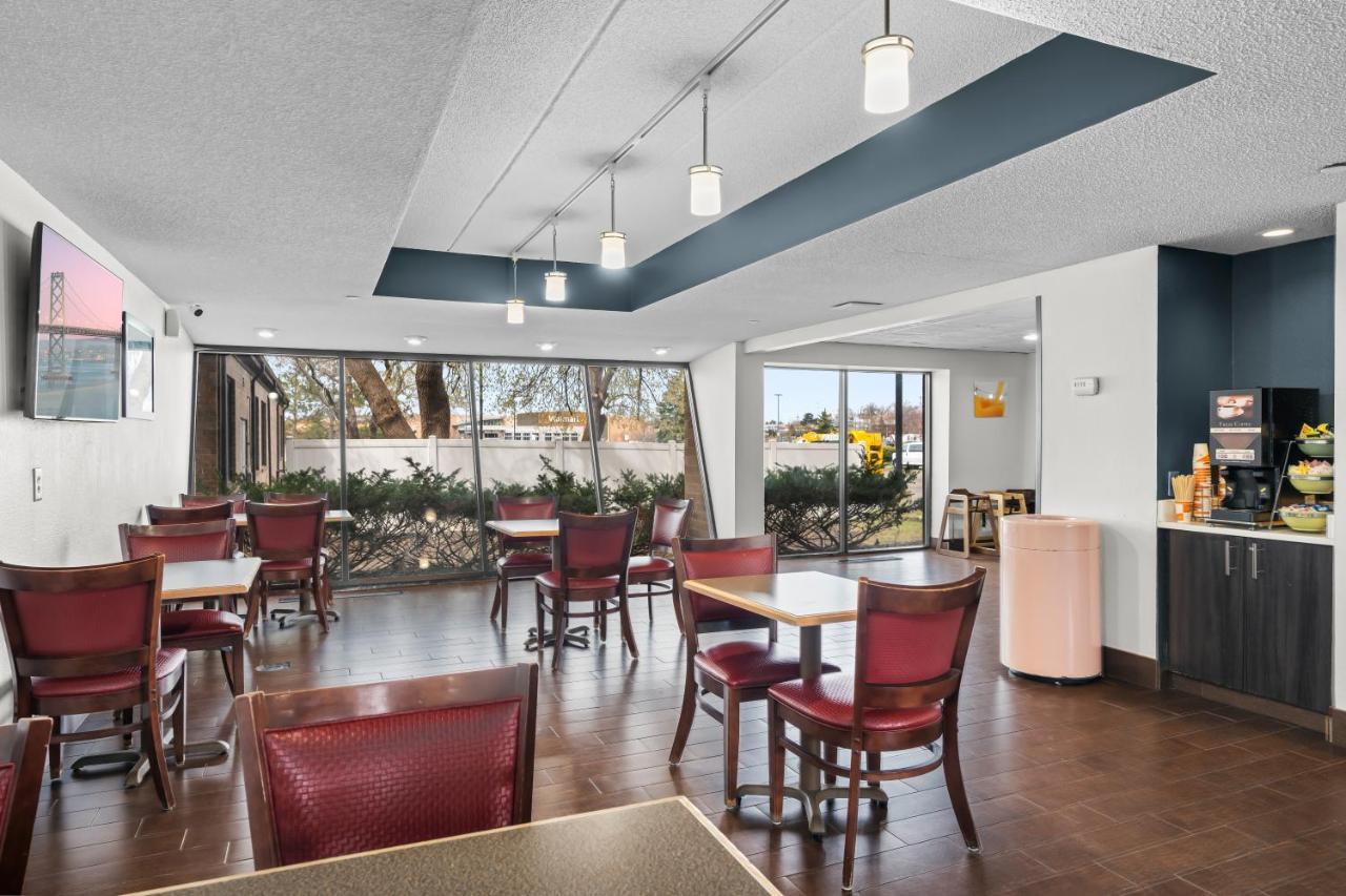 Quality Inn & Suites Mall Of America - Msp Airport Bloomington Ngoại thất bức ảnh