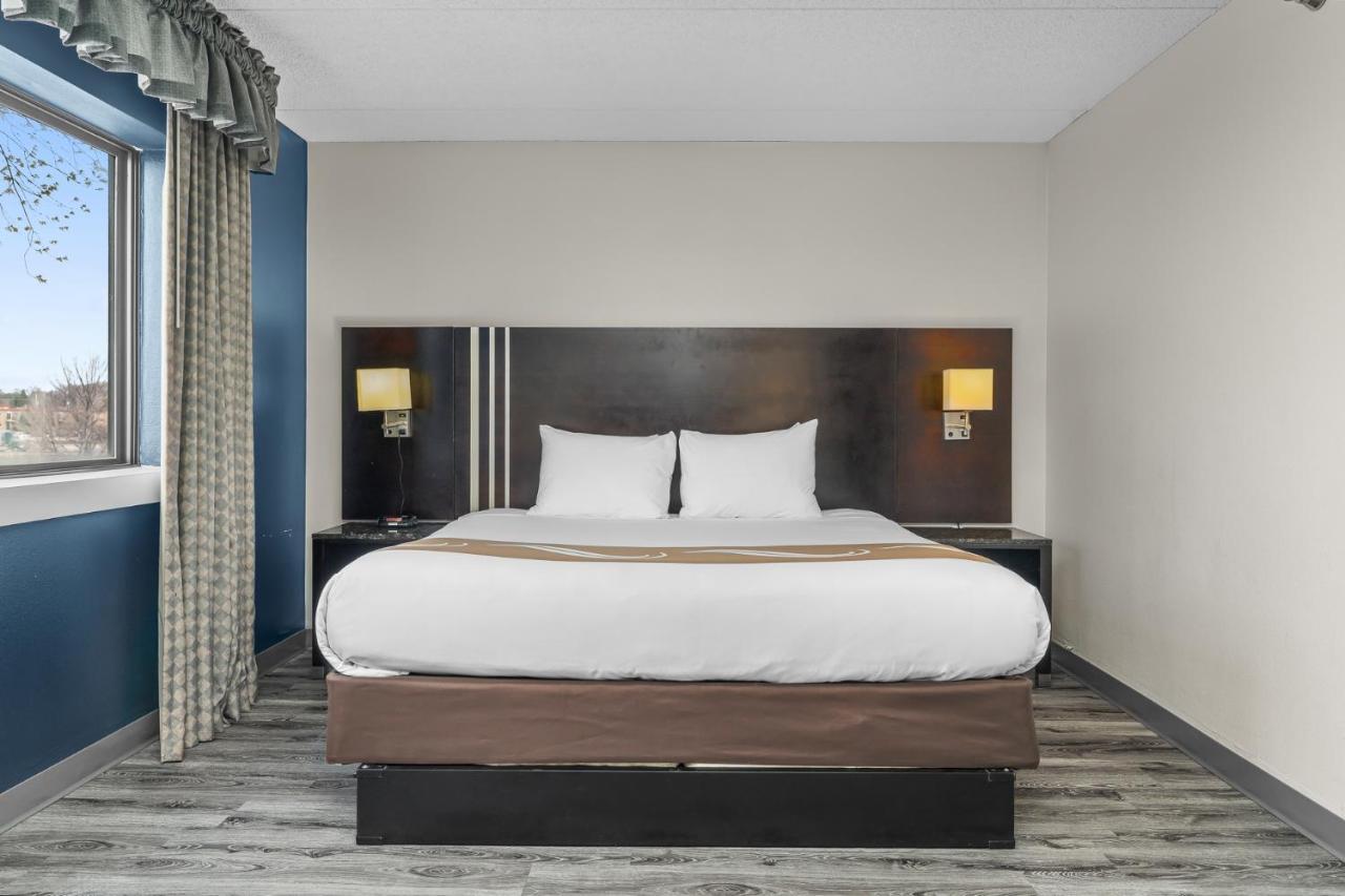 Quality Inn & Suites Mall Of America - Msp Airport Bloomington Ngoại thất bức ảnh