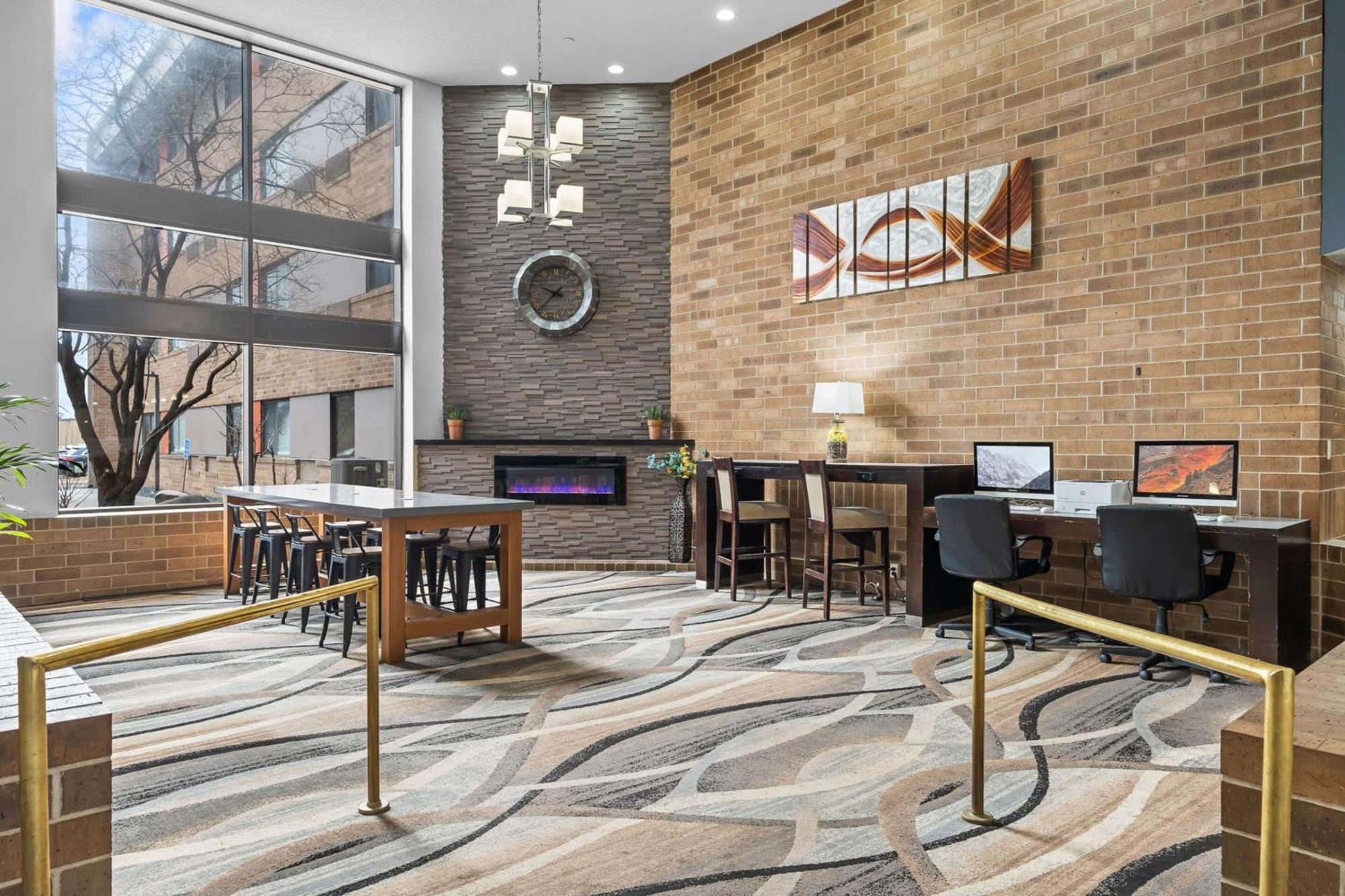 Quality Inn & Suites Mall Of America - Msp Airport Bloomington Ngoại thất bức ảnh